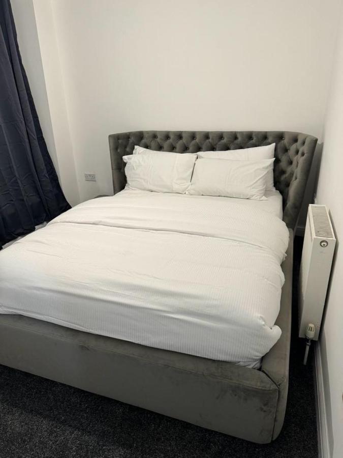 Luxury Apartments Dagenham Extérieur photo