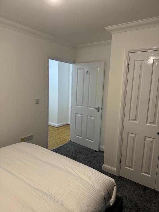 Luxury Apartments Dagenham Extérieur photo